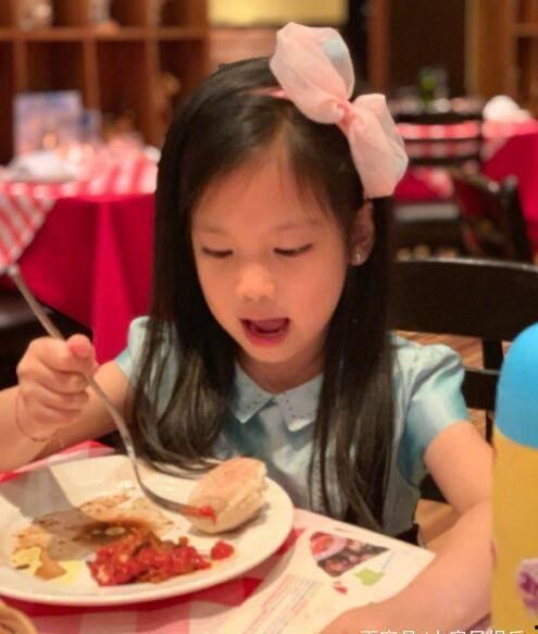 娱乐吃瓜酱儿子女儿,揭秘明星家庭，儿子女儿的成长故事